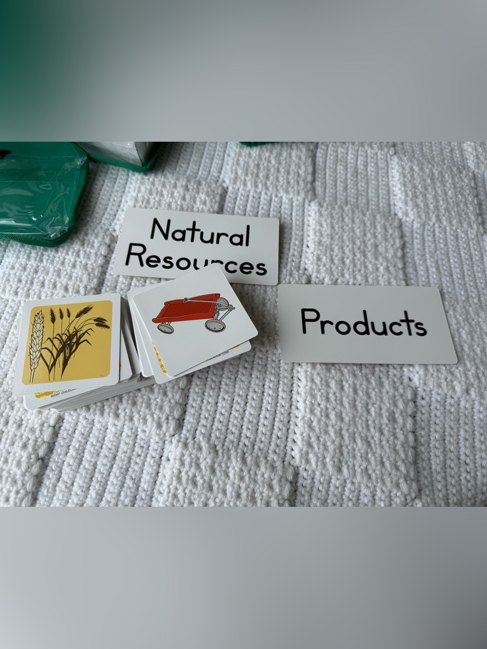 Childcraft Science Discovery Kits Task Cards - Picture 8 of 10